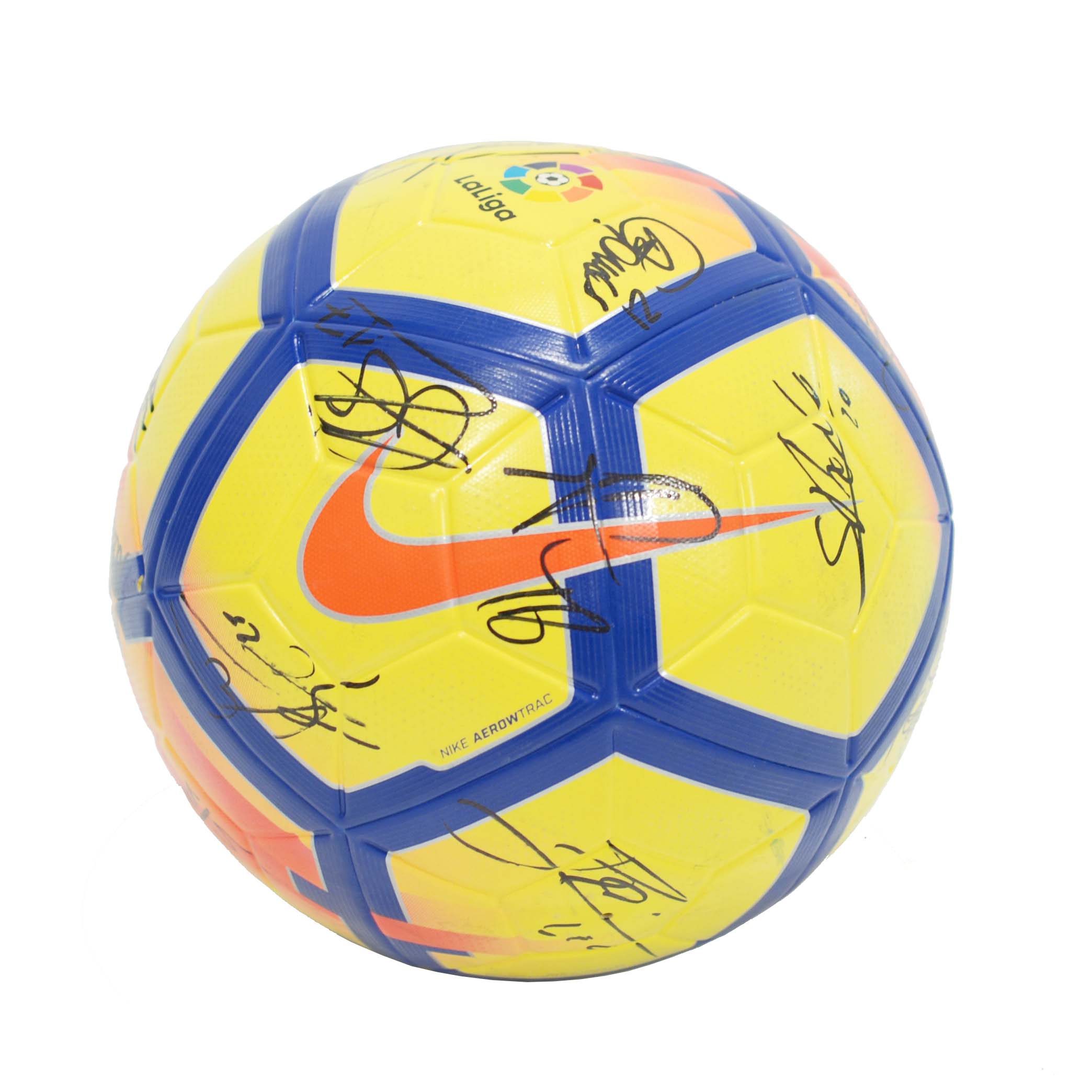 OFFICIAL NIKE AEROWTRAC BALL.