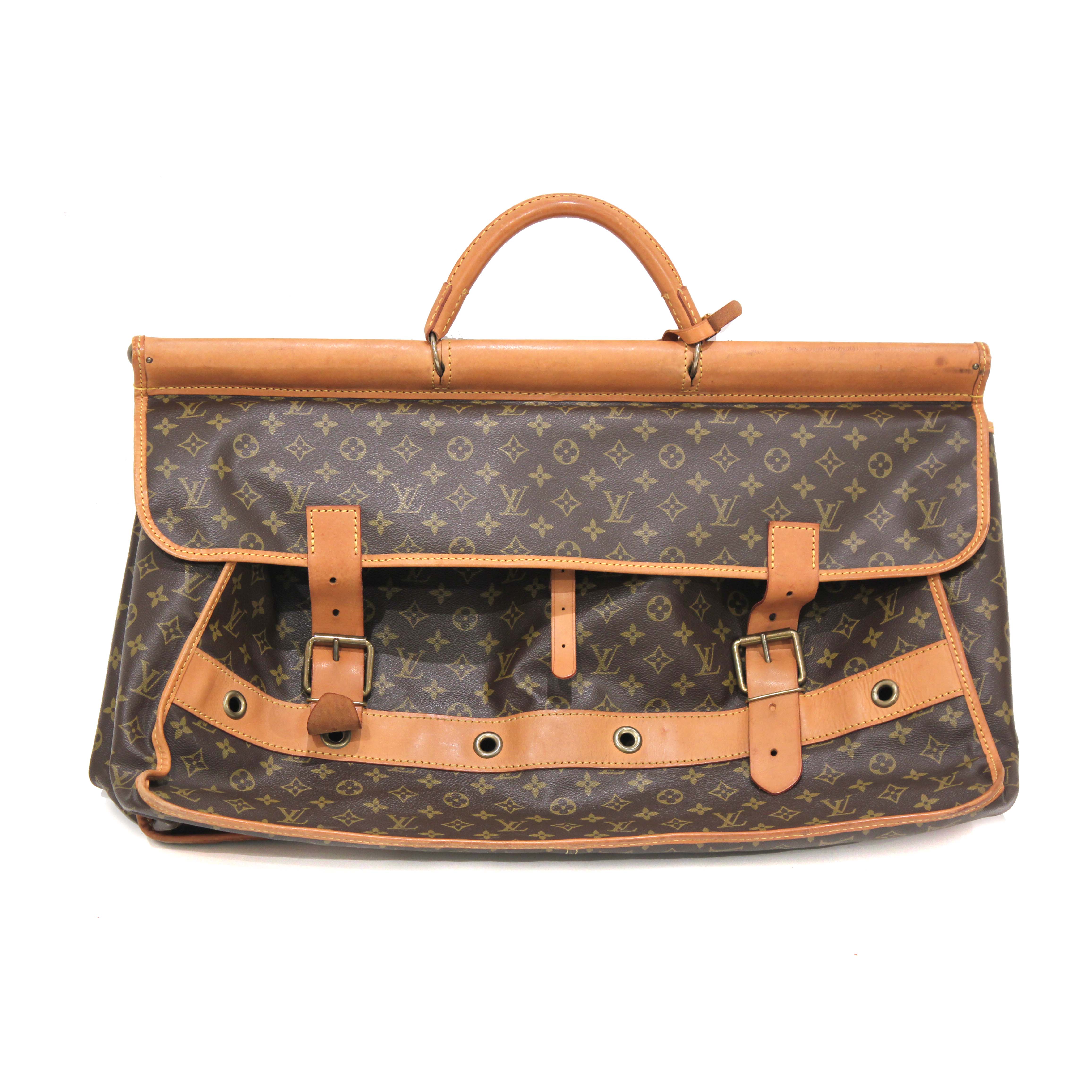 LOUIS VUITTON. BOLSO DE CACERÍA "SAC GIBIER", CA. 1980.