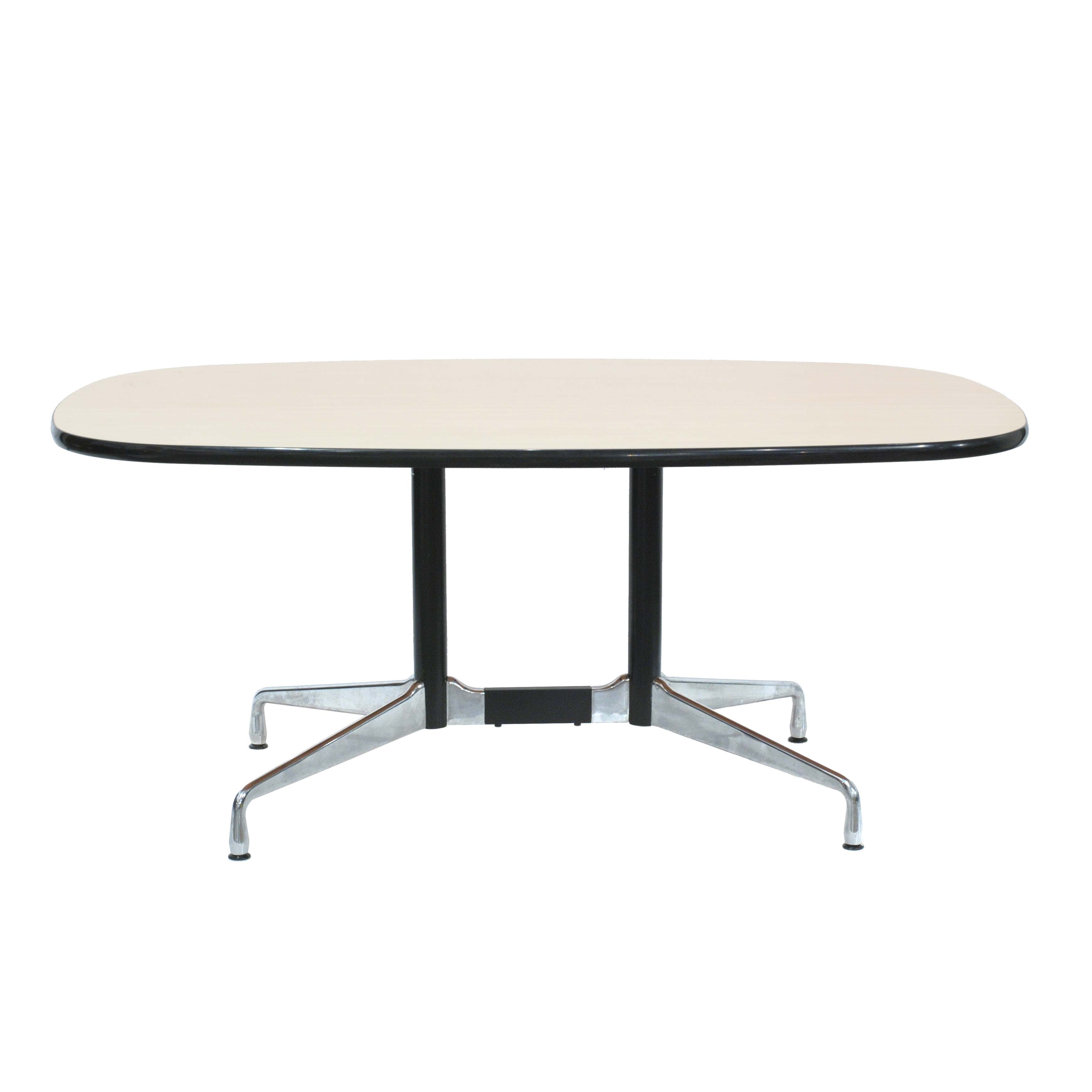 CHARLES & RAY EAMES PARA VITRA. MESA DE COMEDOR SEGMENTED,