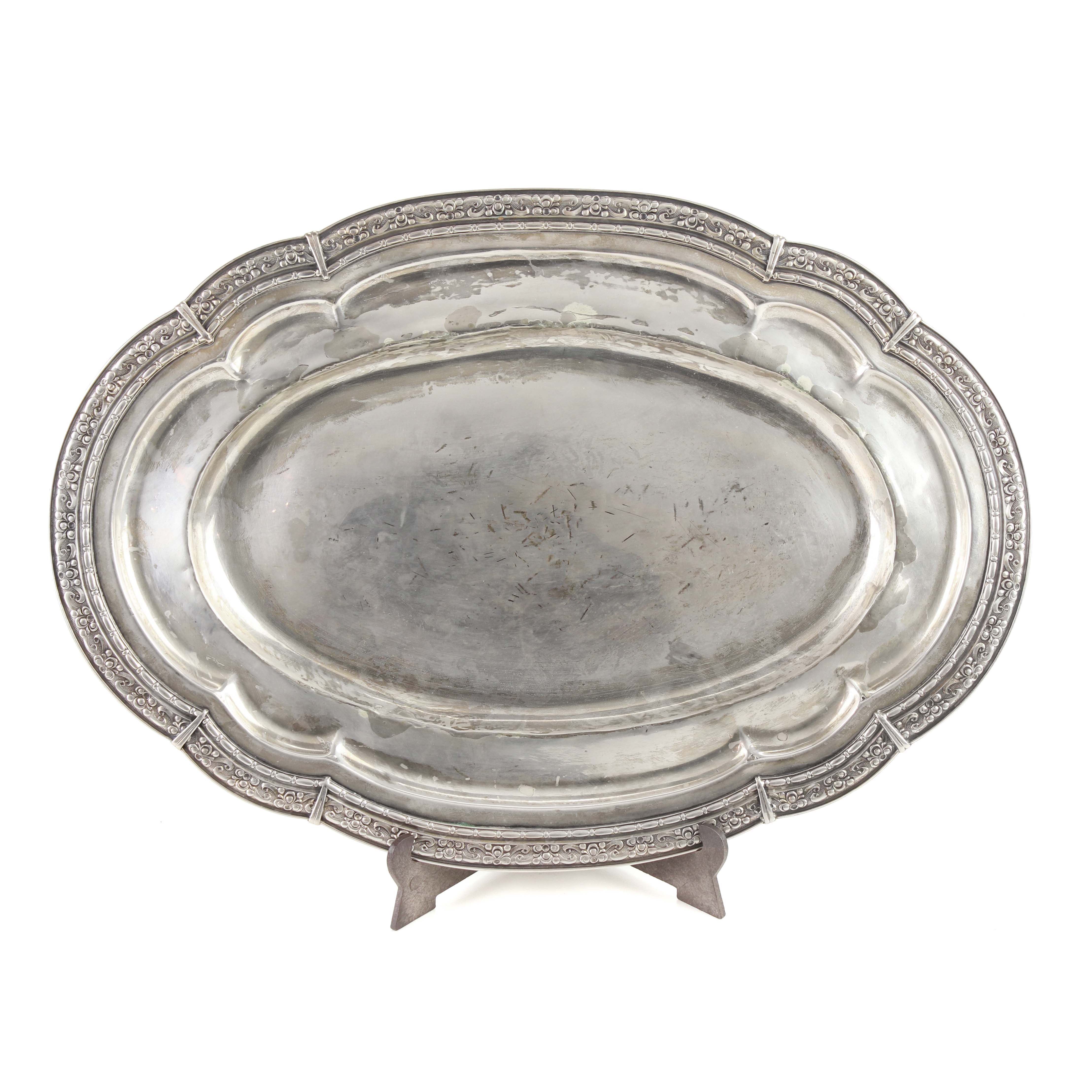 SILVER BARCELONA TRAY, EARLY C20th.