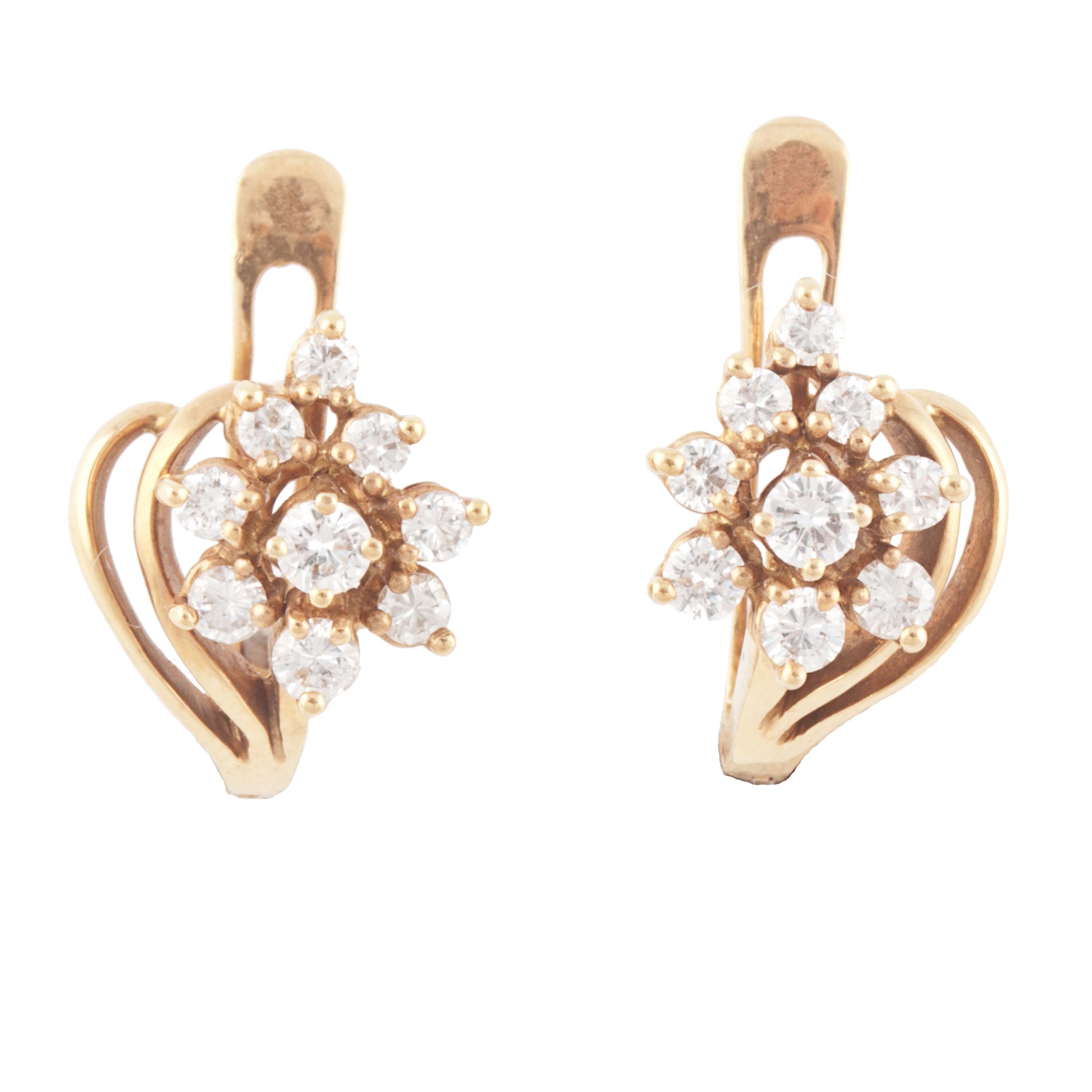 PENDIENTES CON DIAMANTES.