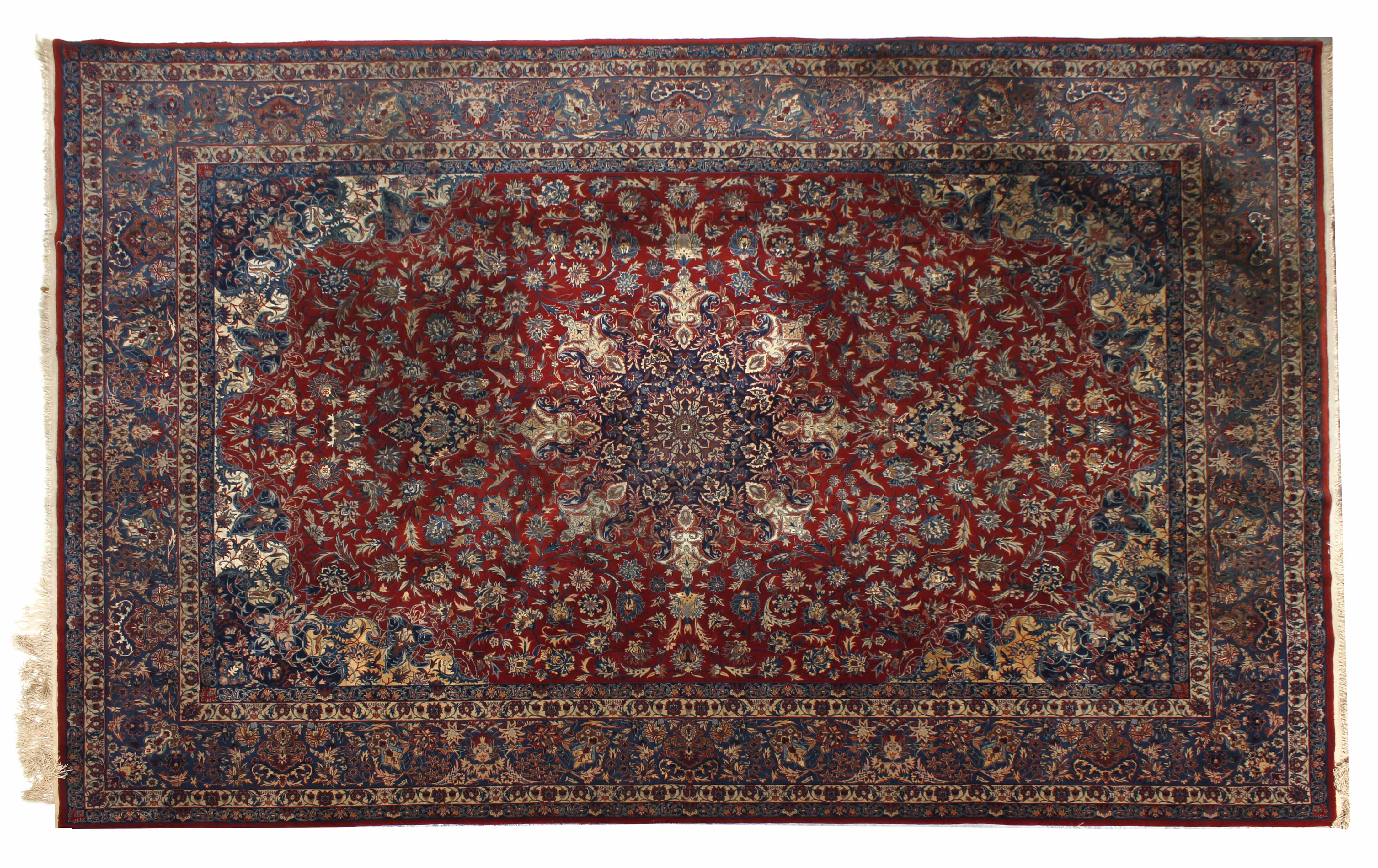 LARGE PERSIAN CARPET, MID 20TH CENTURY.