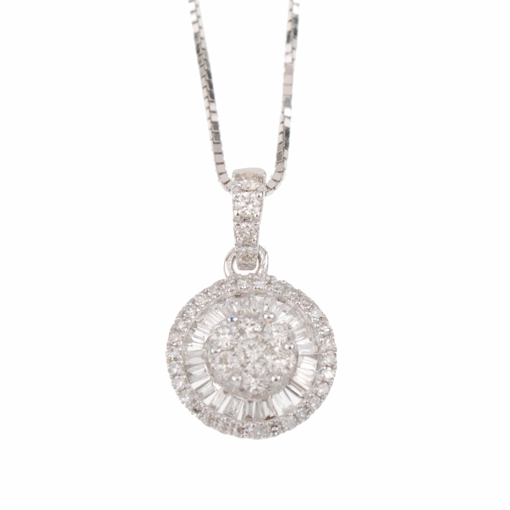 DIAMOND ROSETTE PENDANT WITH CHAIN.