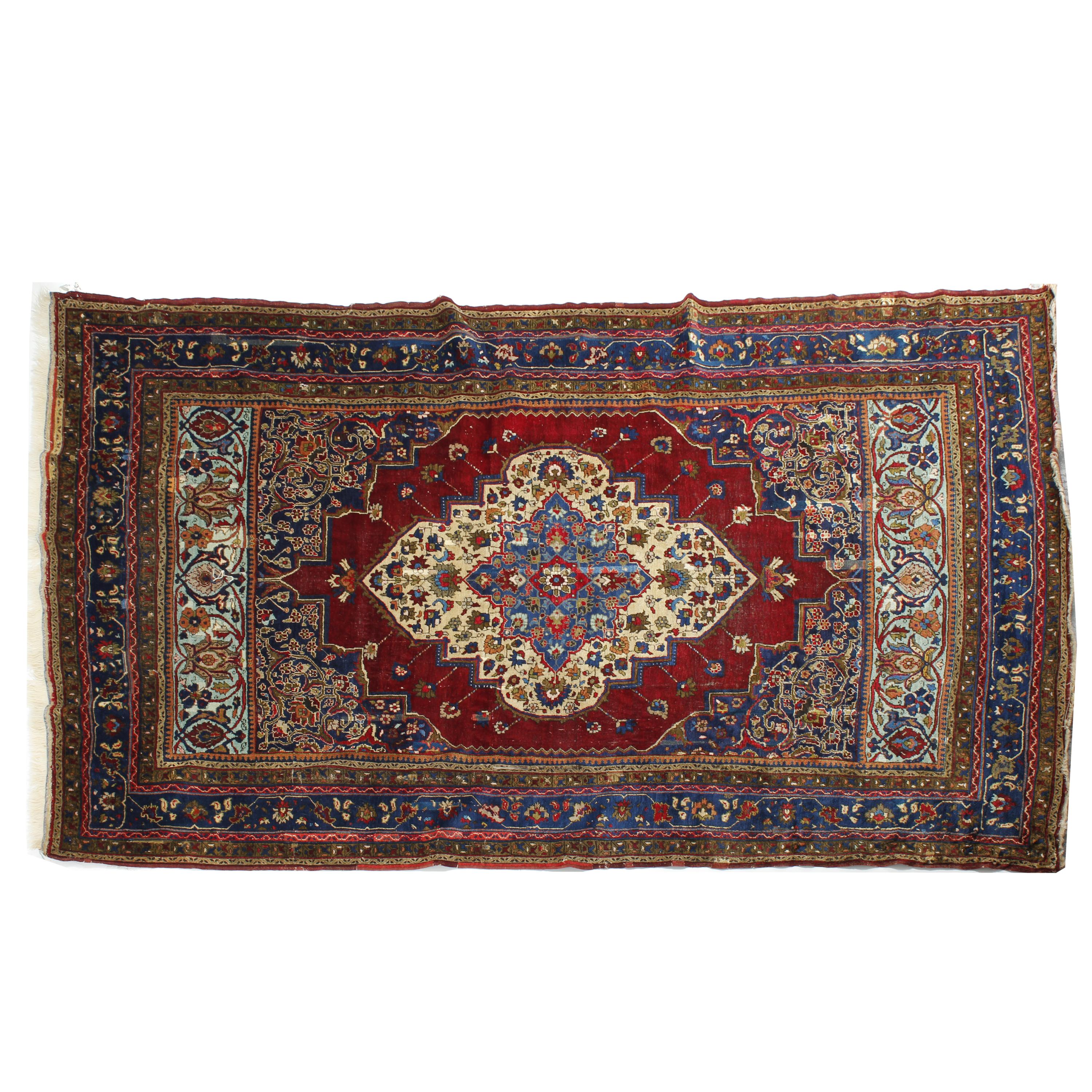 ORIENTAL CARPET, 20TH CENTURY