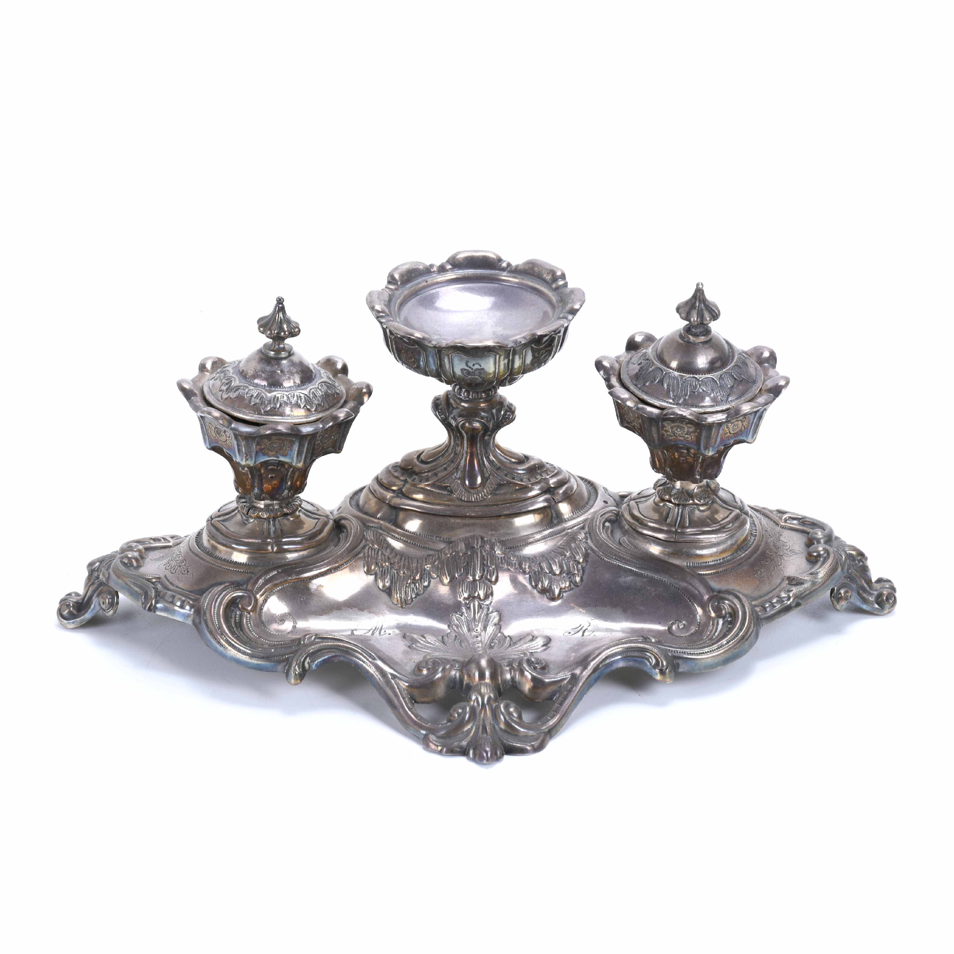 SILVER INKSTAND, EARLY 20TH CENTURY.