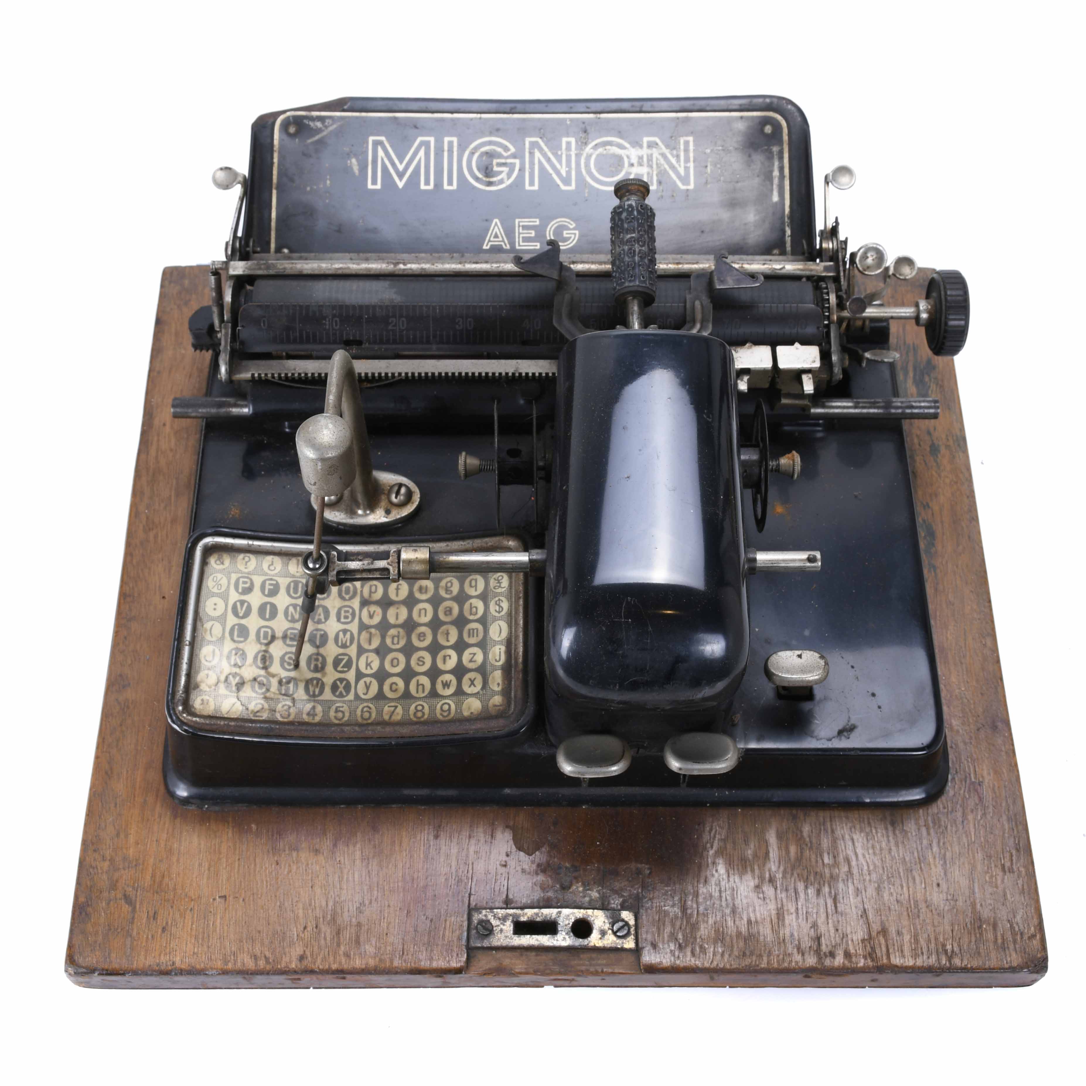 GERMAN TYPEWRITER "AEG MIGNON", FIRST THIRD 20TH CENTURY.