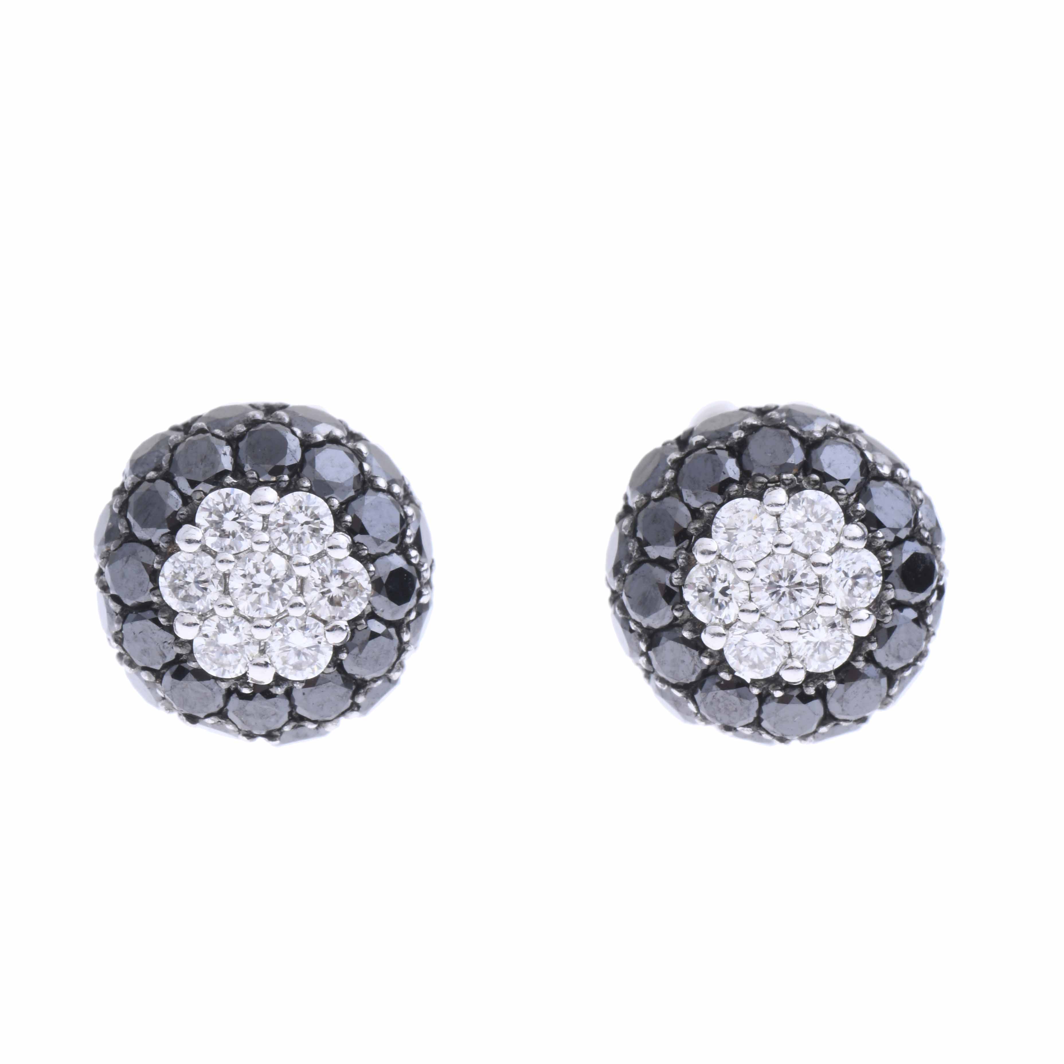 RABAT JEWELLERS. BLACK & WHITE ROSETTE BORDER EARRINGS.