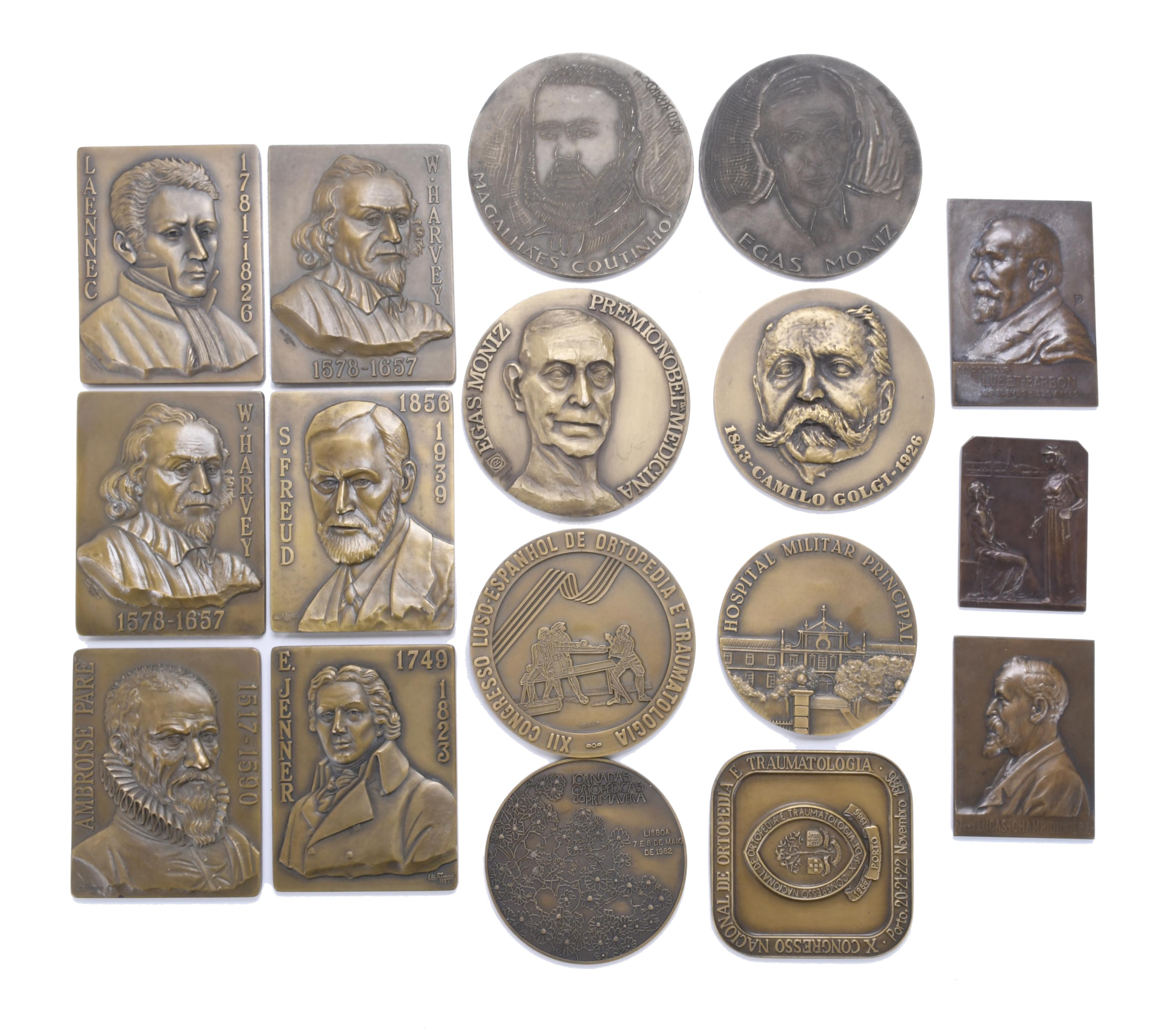 LOT OF SEVENTEEN COMMEMORATIVE MEDALLIONS AND PLAQUES DEDIC