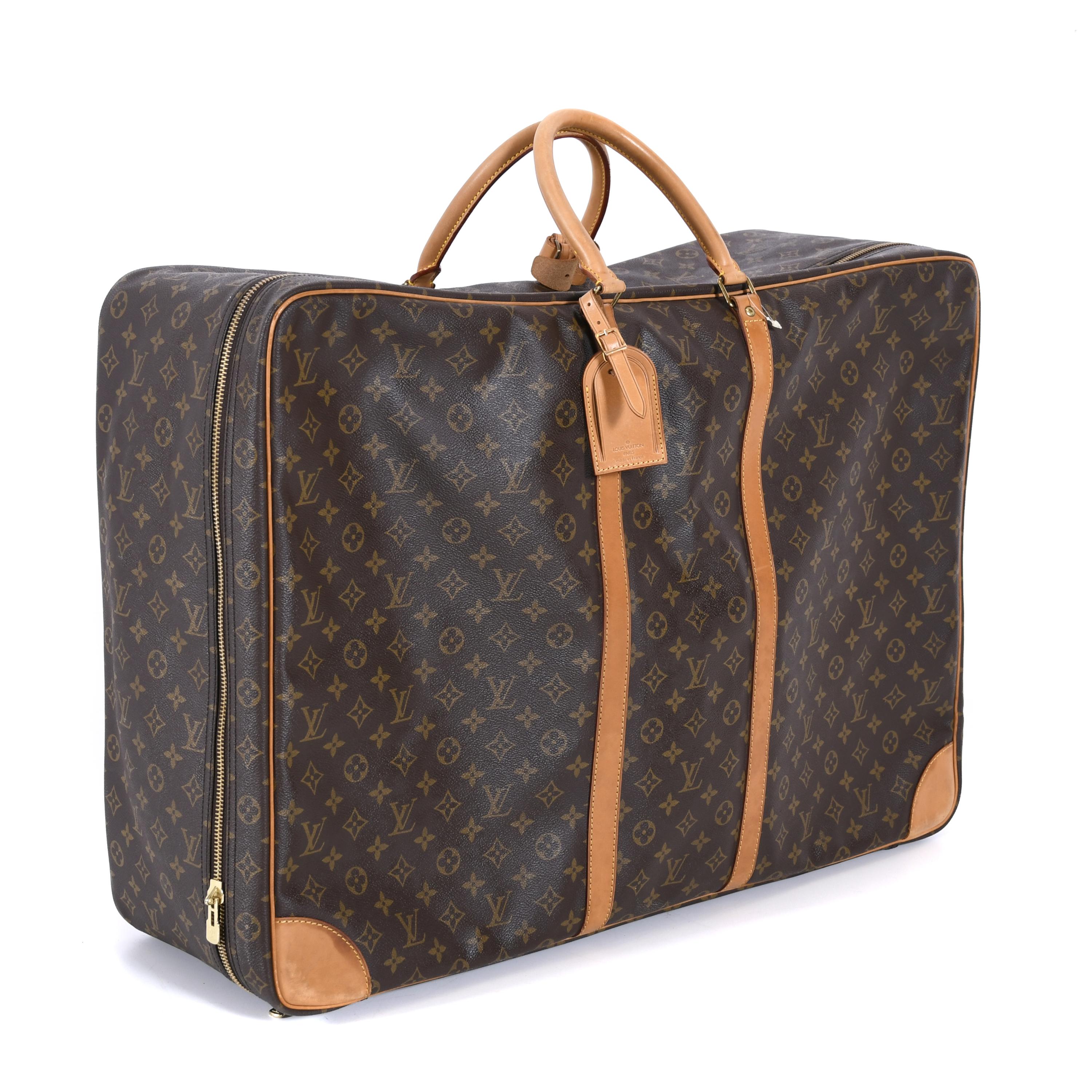 LOUIS VUITTON. "SIRIUS" SUITCASE.