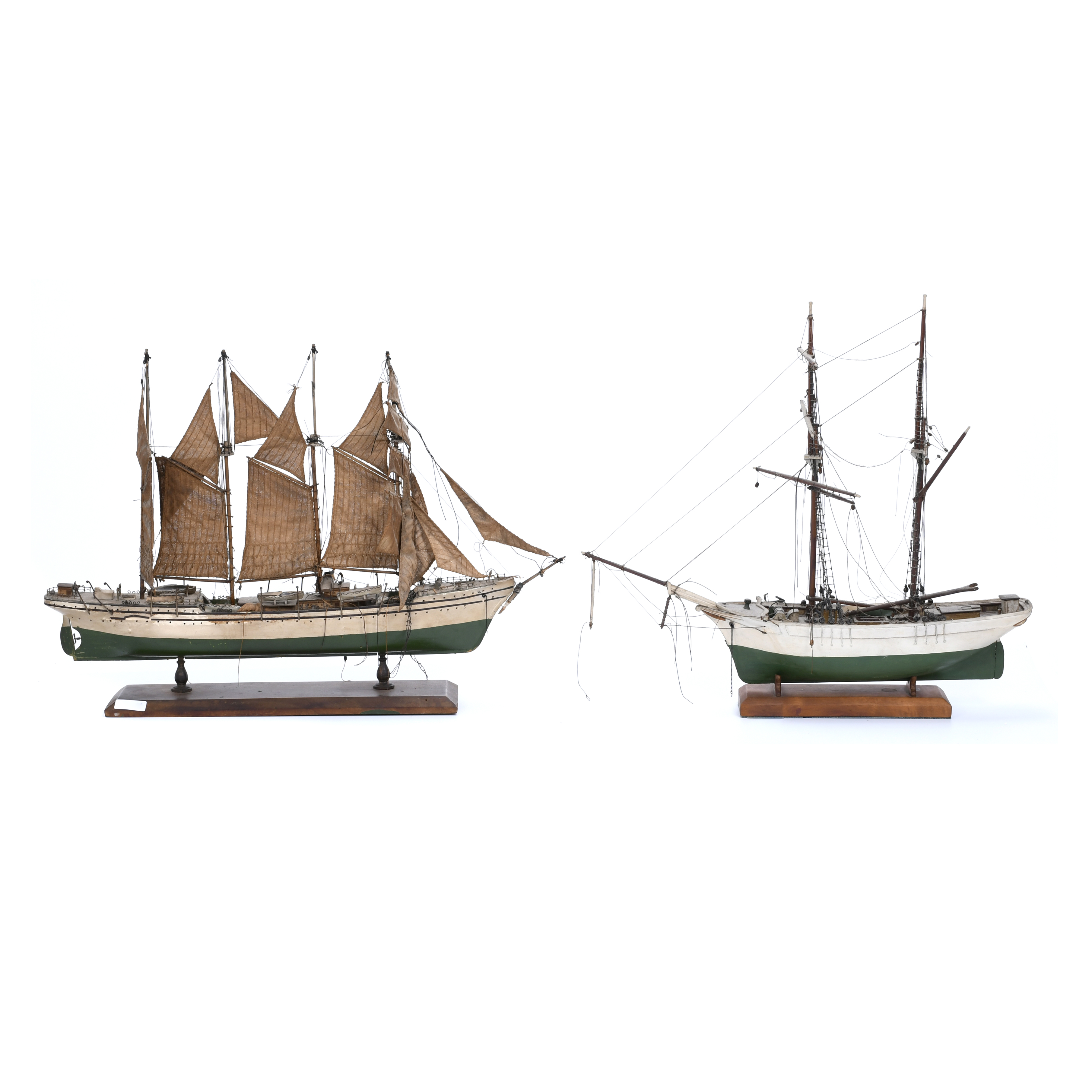 DOS MAQUETAS DE BARCOS, SIGLO XX.