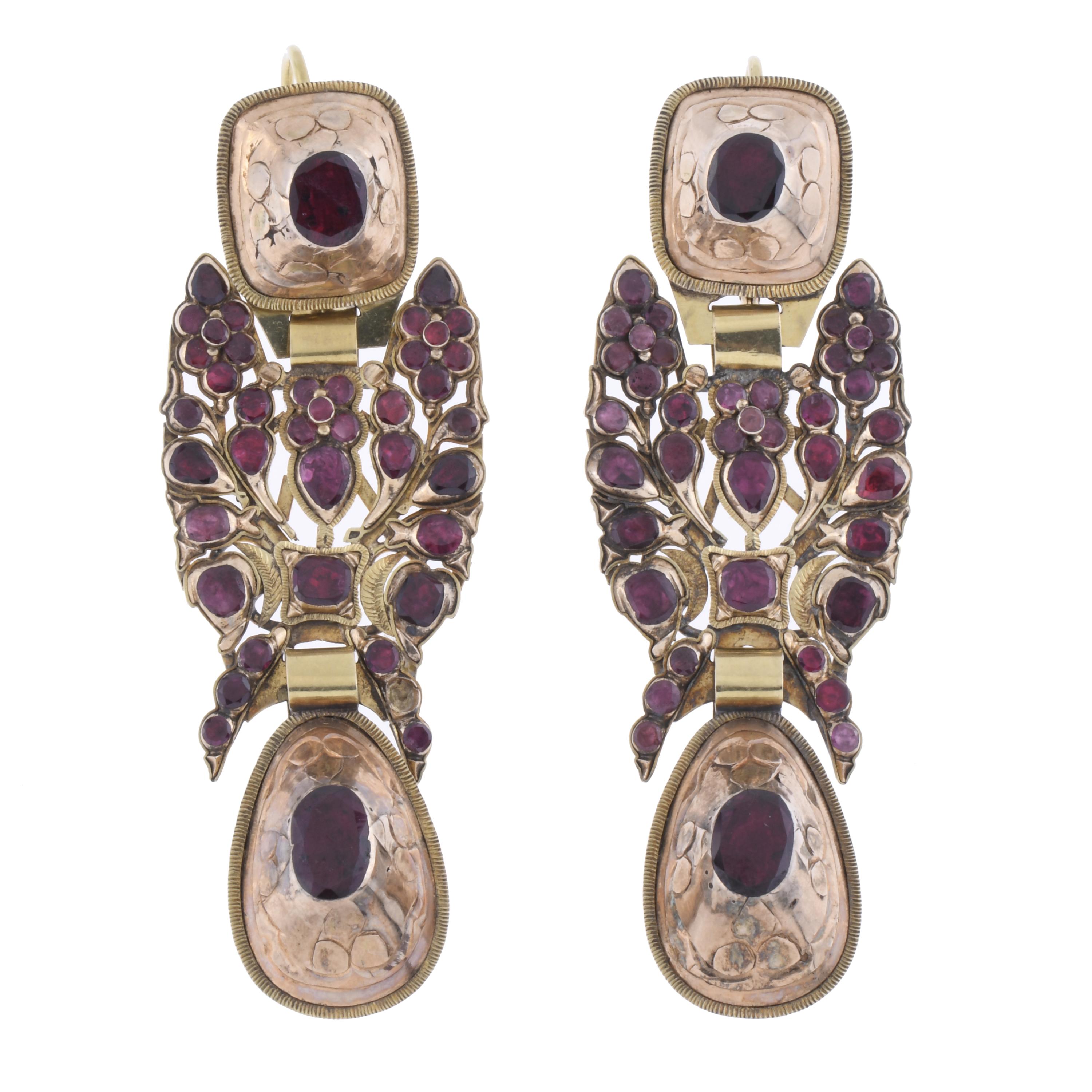 CATALAN LONG EARRINGS, MID 18TH CENTURY.