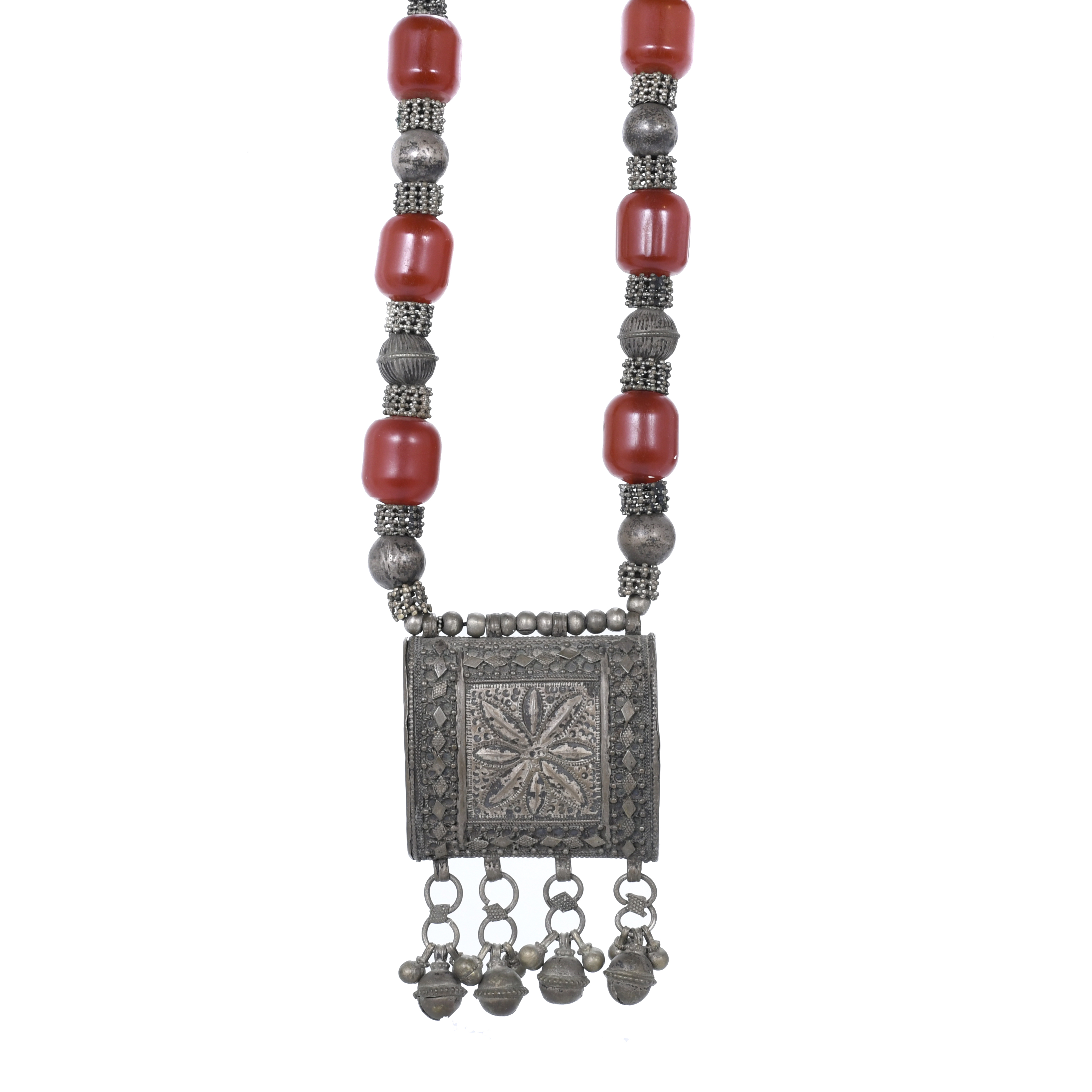 HIRZ. BEDOUIN PRAYER NECKLACE-BOX, 19TH CENTURY. 