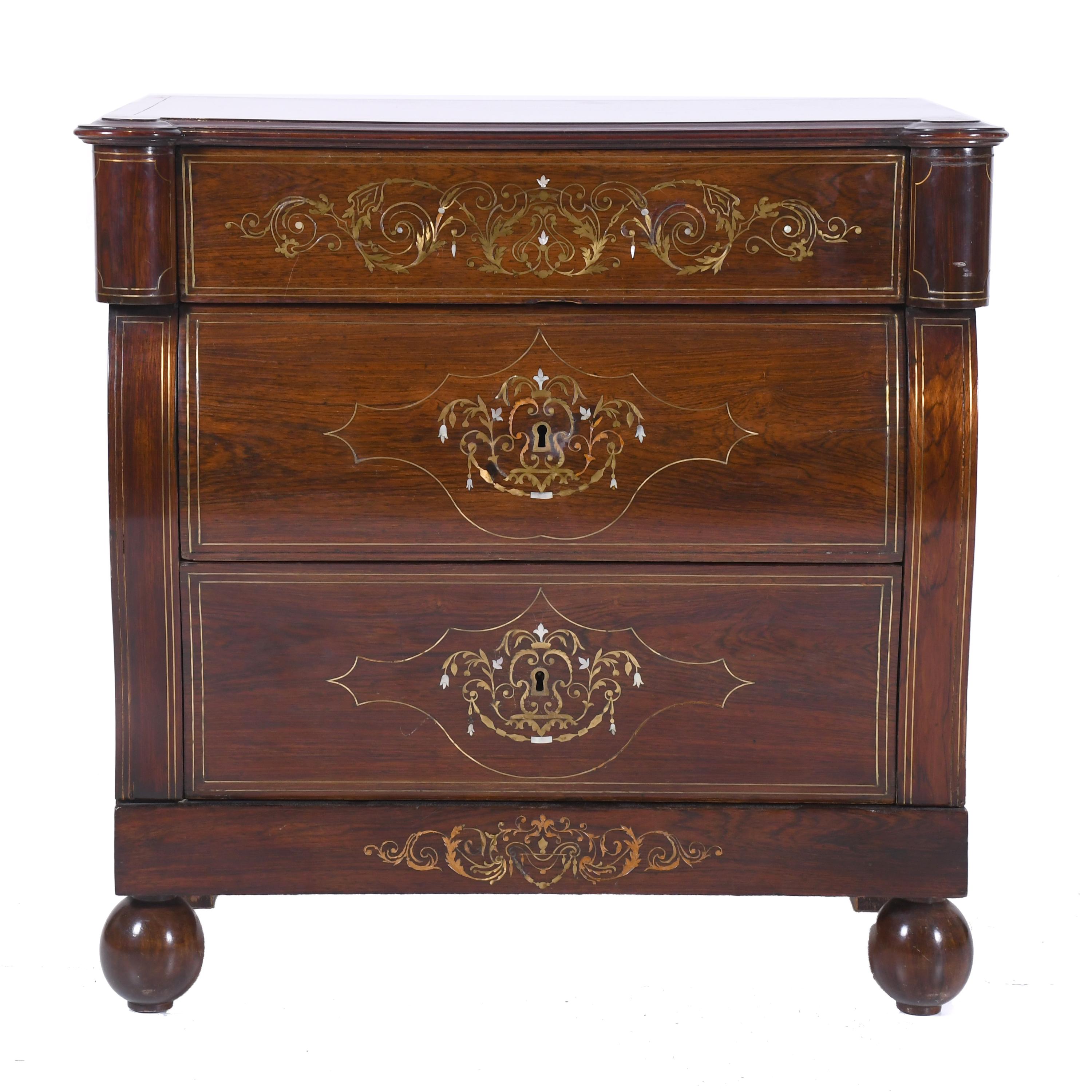 SMALL ELIZABETHAN CHEST OF DRAWERS, 20TH CENTURY.