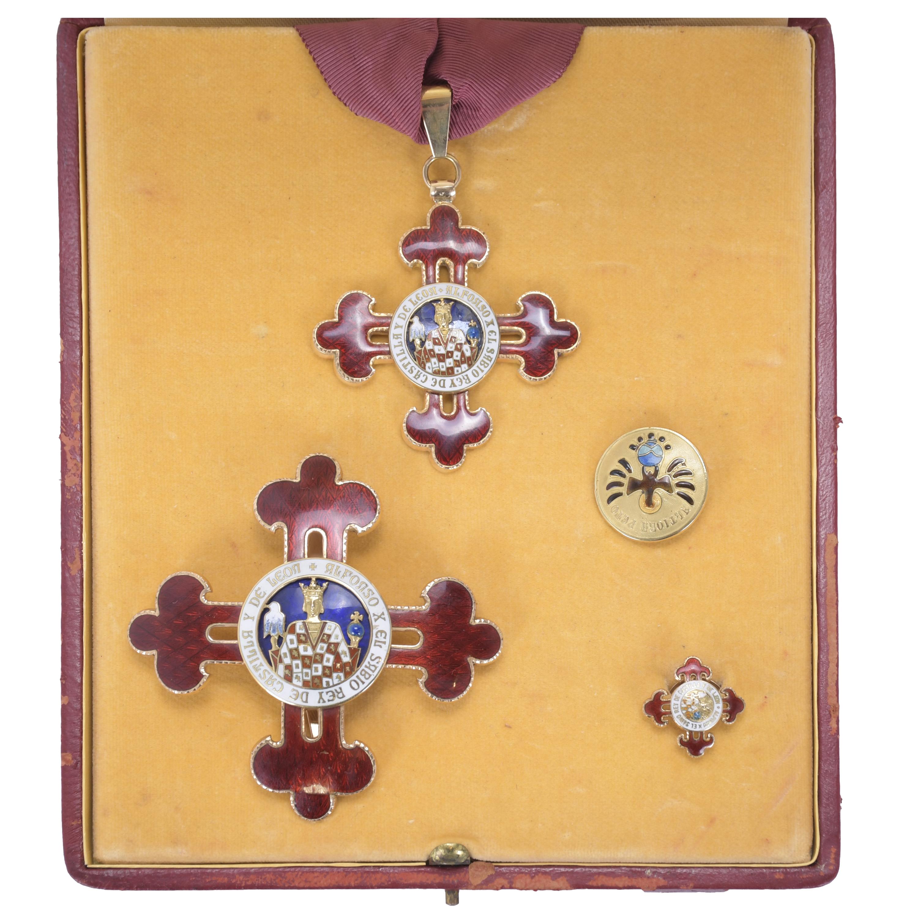 DECORATION, BROOCH AND PIN FOR MERITS OF THE ORDER OF ALPHO