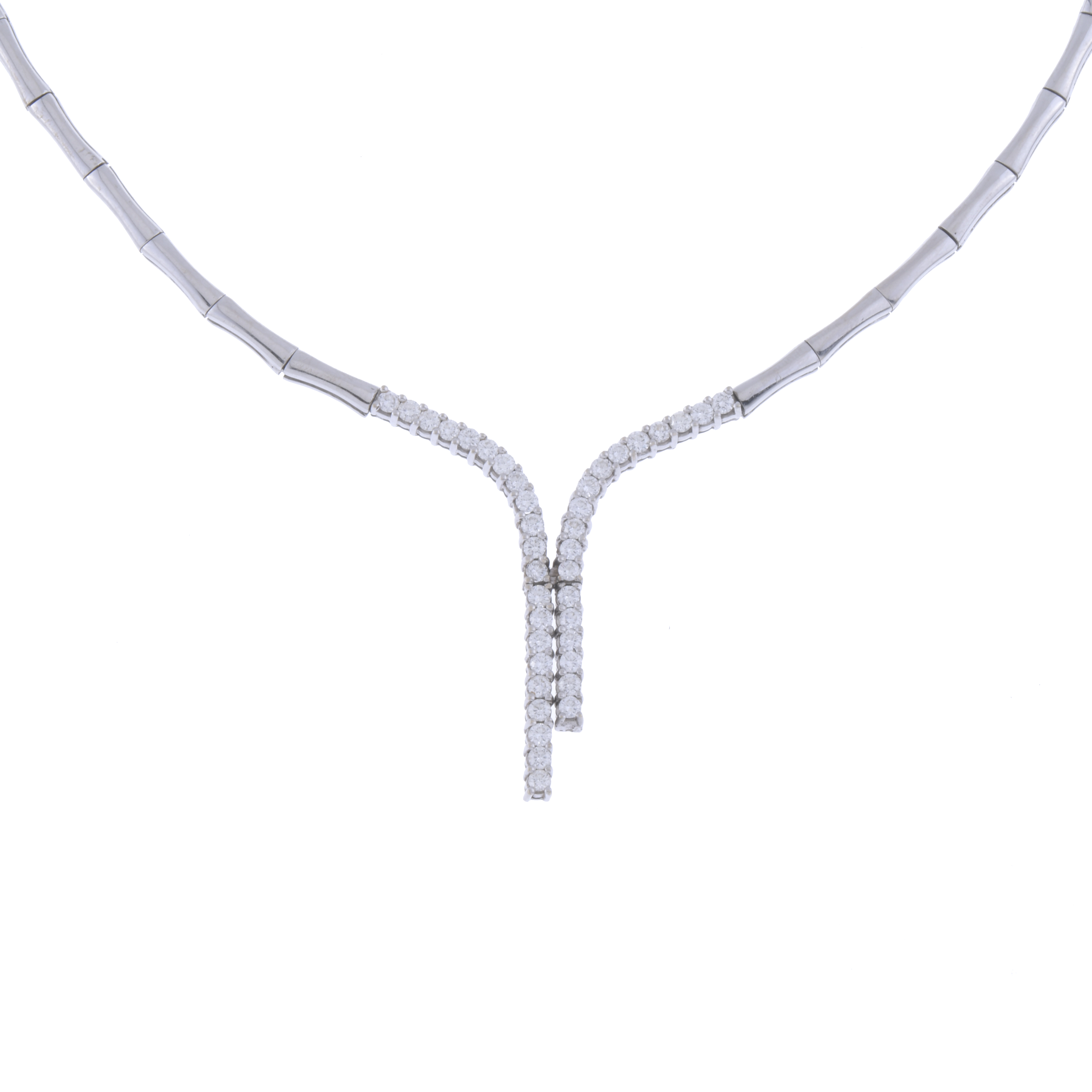 CHOKER WITH DIAMONDS.