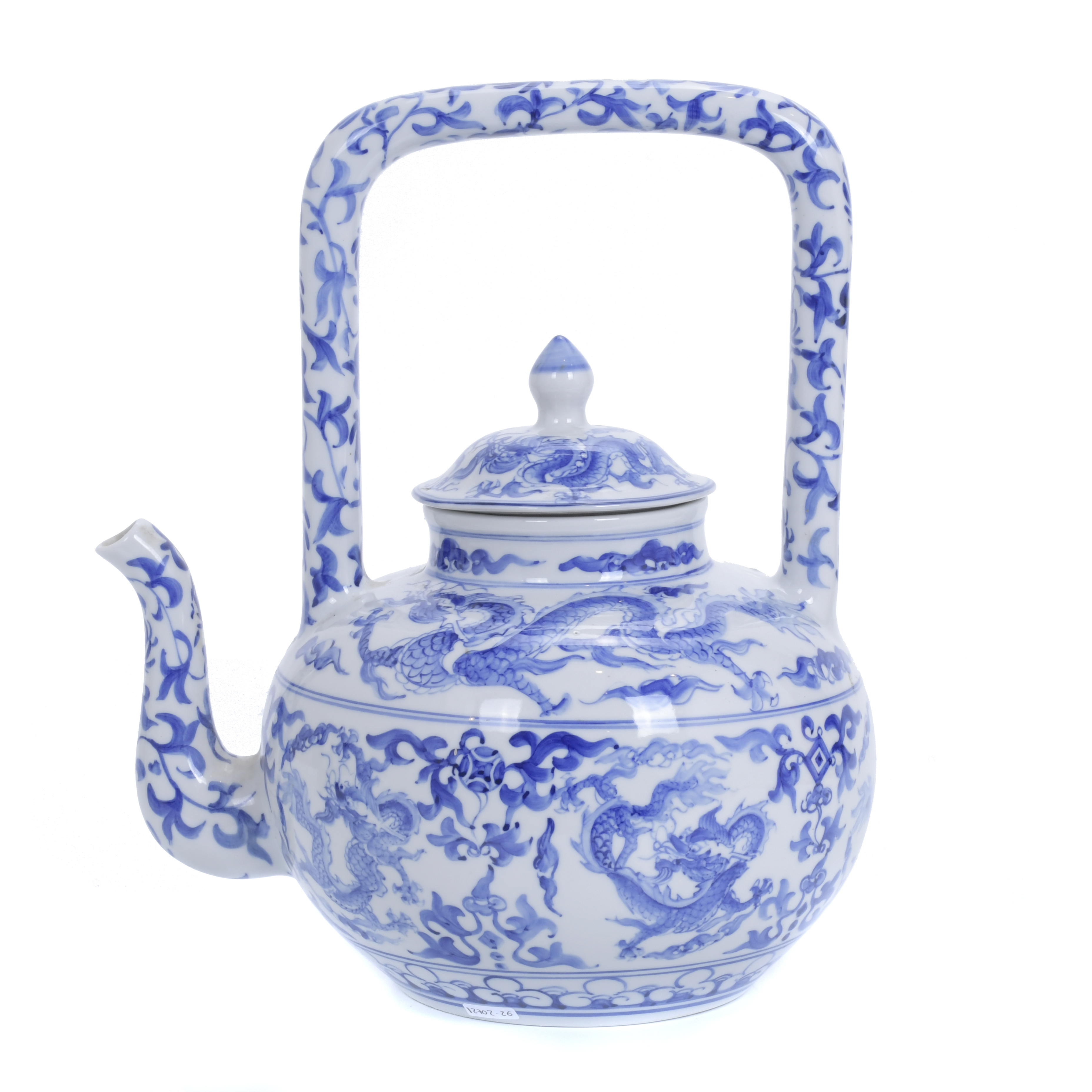 EARLY 20TH CENTURY CHINESE SCHOOL. LARGE TEAPOT AFTER MODEL