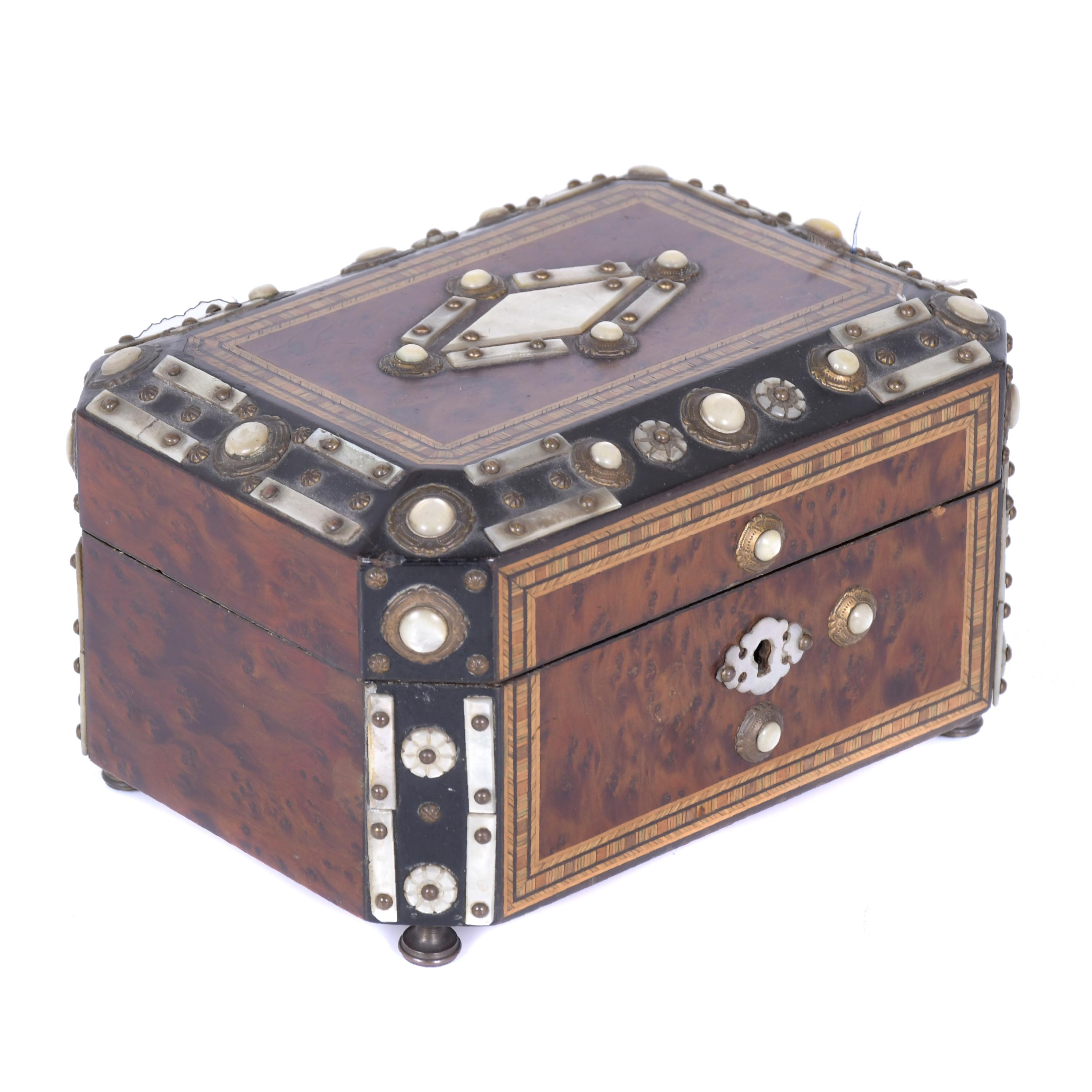 ALPHONSINE PERIOD MUSIC BOX.