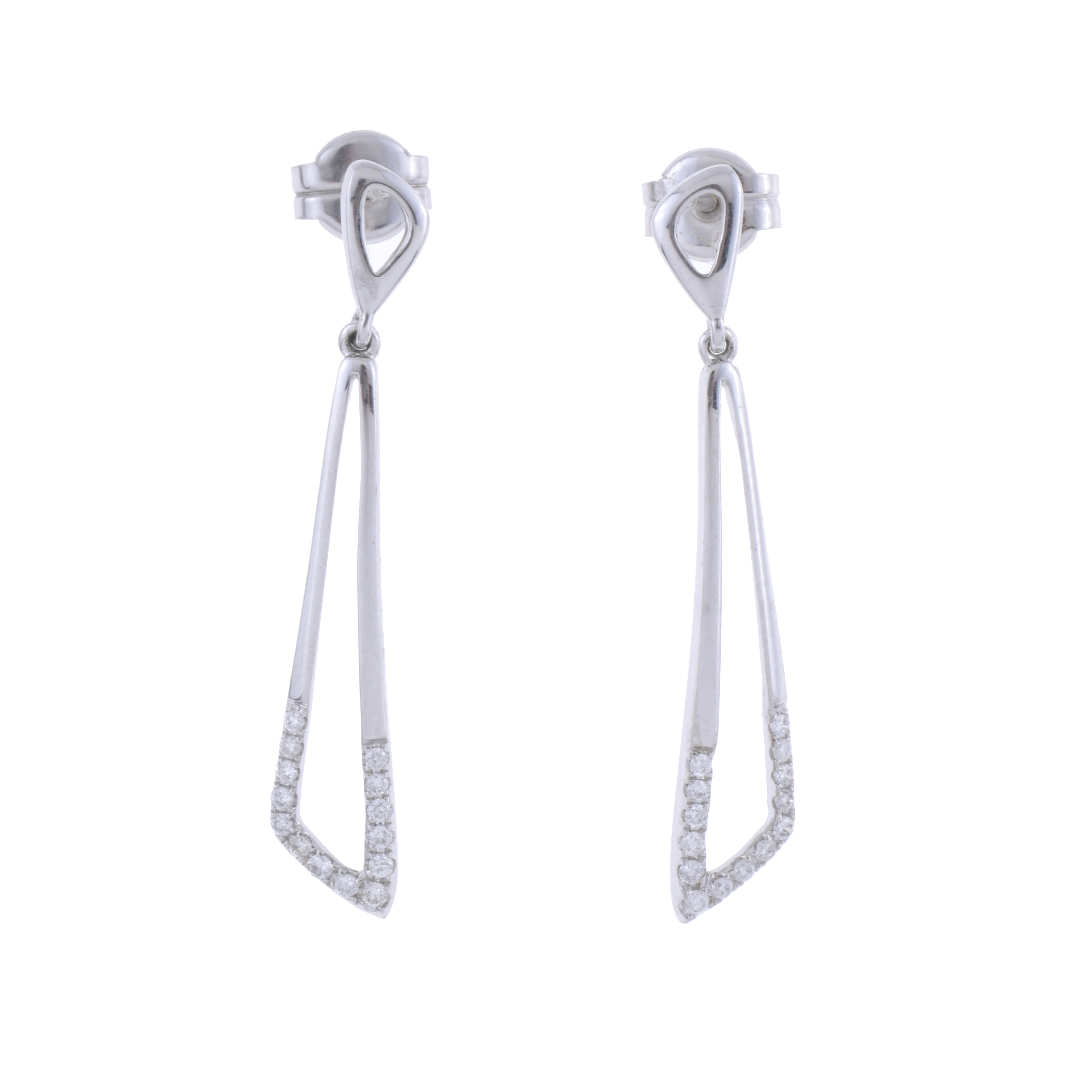 MINIMAL DESIGN LONG EARRINGS WITH DIAMONDS