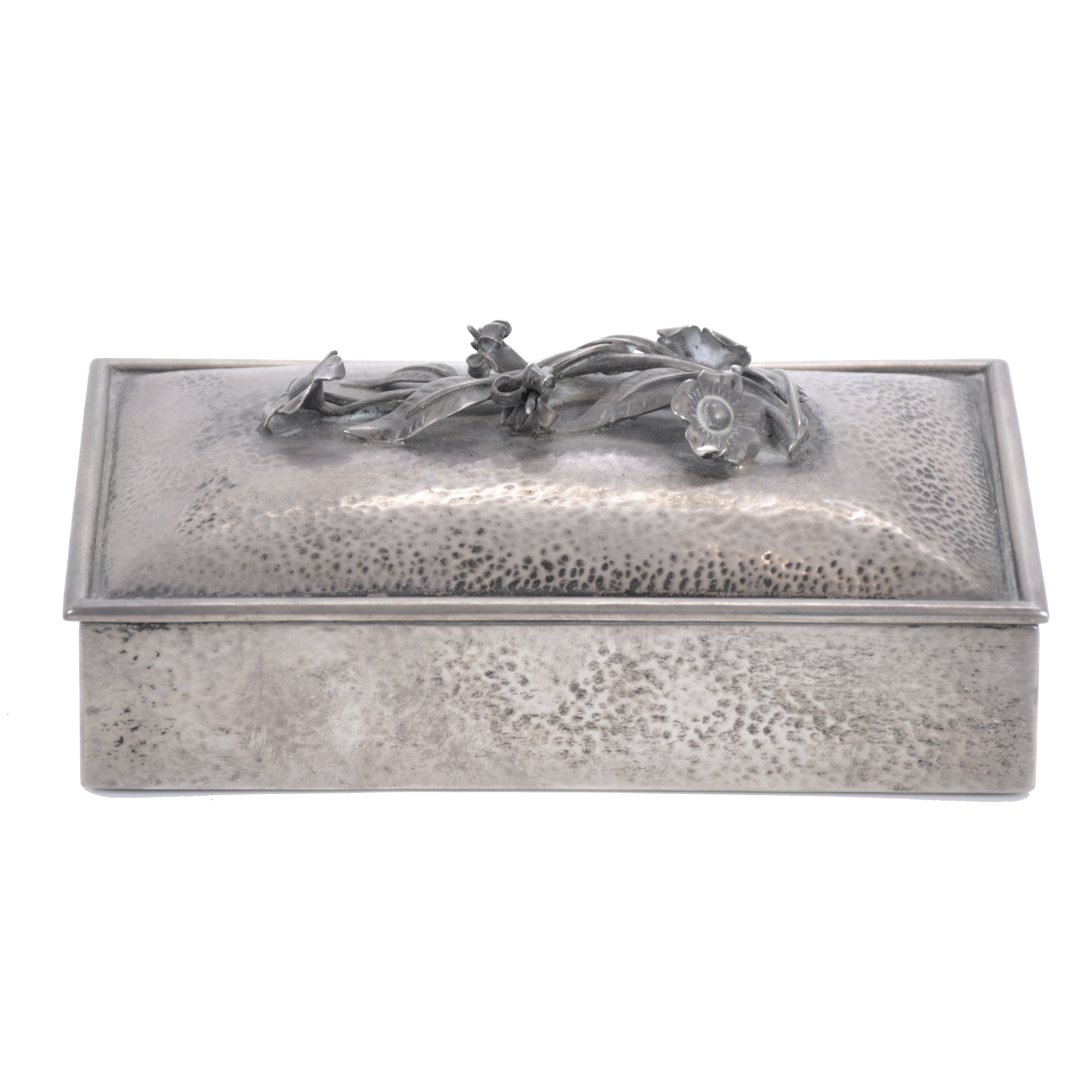 SILVER TOBACCO BOX, 20TH CENTURY. 