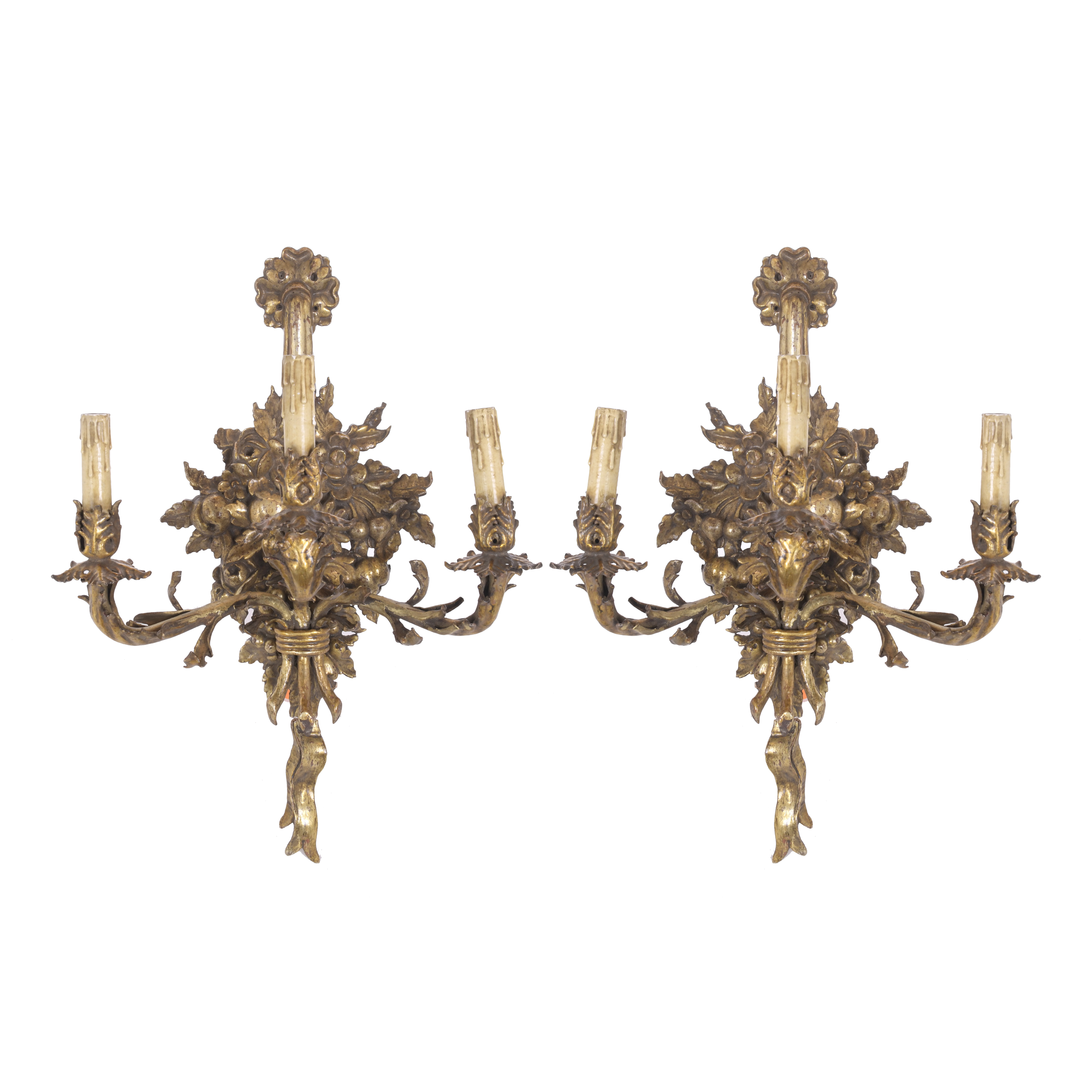 PAIR OF NAPOLEON III WALL LAMPS, LATE 19TH CENTURY.