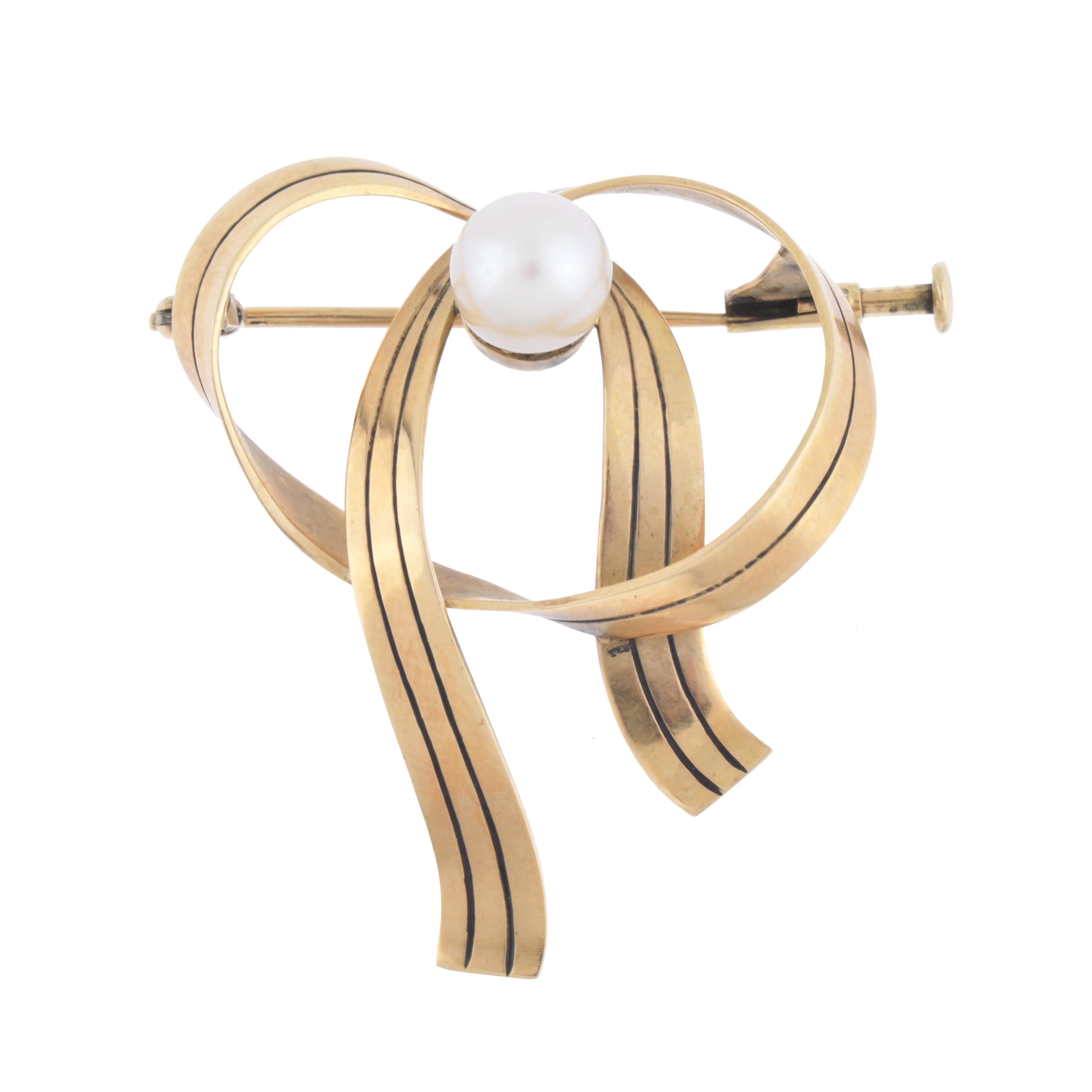 Bow-shaped brooch with a pearl, circa 1960.