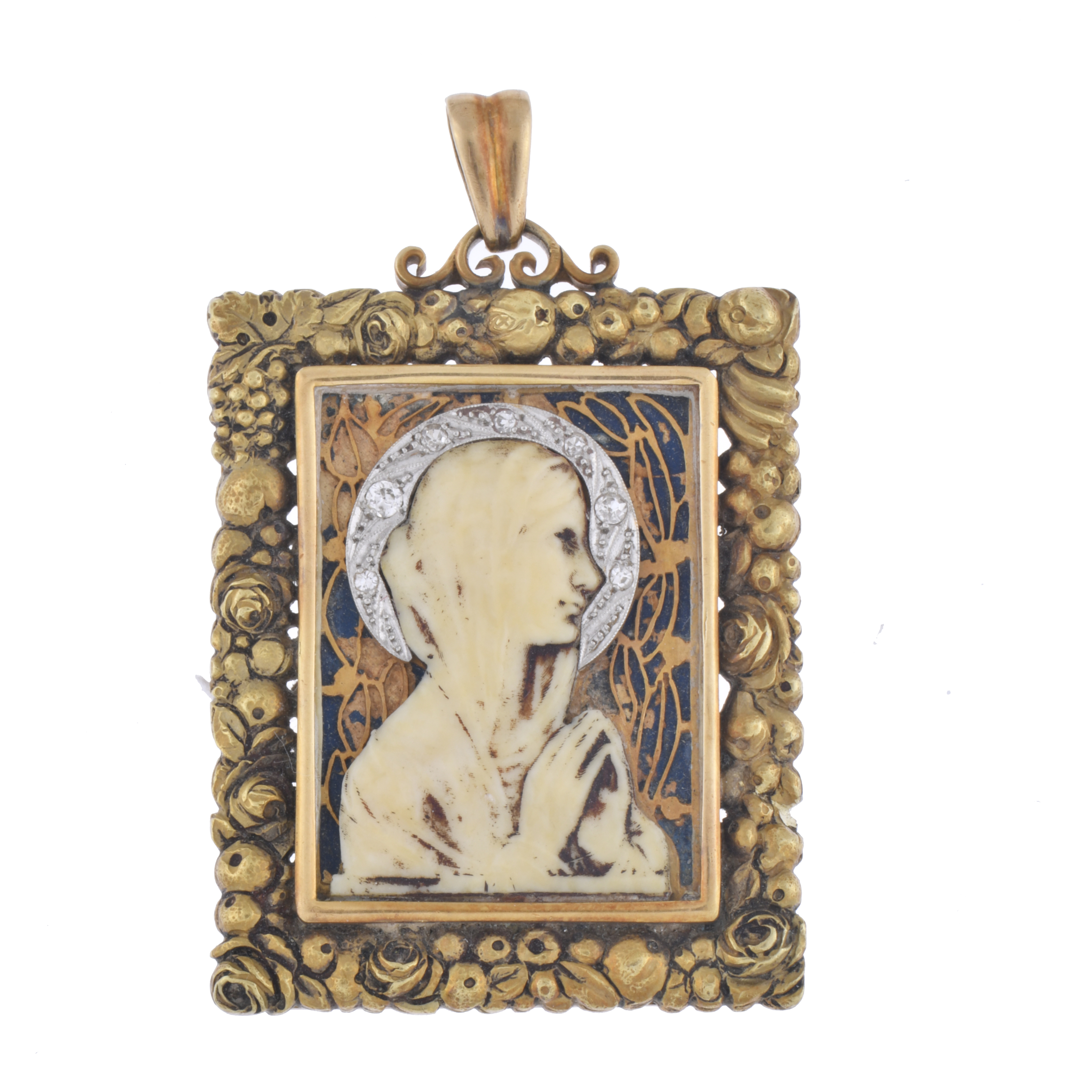 Pendant with the image of Madonna.