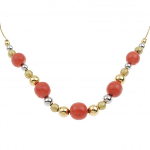 COLLAR EN ORO Y CORAL.