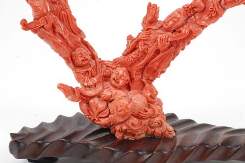 CHINESE CARVED CORAL SCULPTURE “ LADY WITH CHILDREN” , 20TH