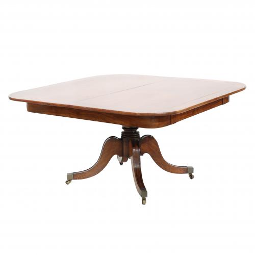 EXTENSIBLE VICTORIAN DINING TABLE, TURN OF THE CENTURY