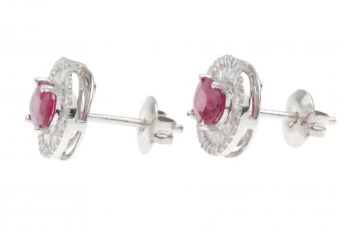 PENDIENTES ROSETÓN DE DIAMANTES Y RUBIES.