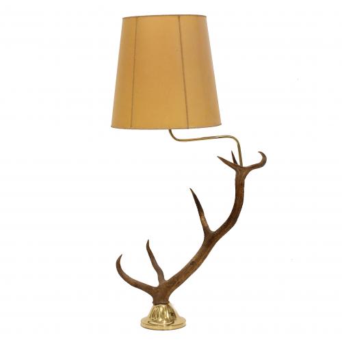 STAG ANTLERS TABLE LAMP 