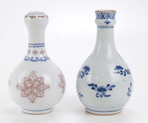 LOT OF TWO CHINESE BOTTLE VASES, 19TH - 20TH CENTURY