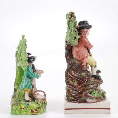 DOS FIGURAS INGLESAS DE STAFFORDSHIRE, FINALES SIGLO XIX- P