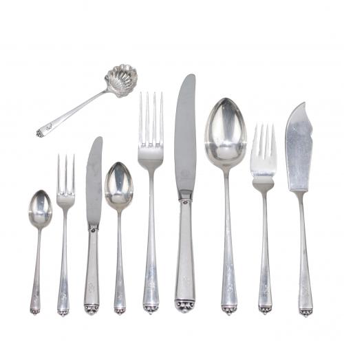 SPANISH SILVER CUTLERY, 20TH CENTURY. 