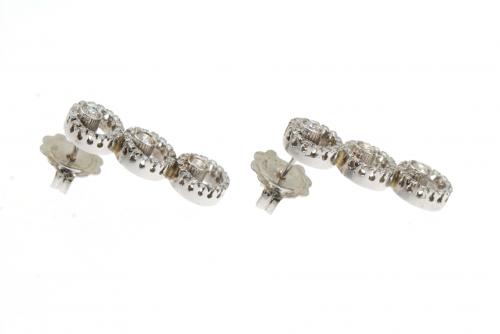 PENDIENTES LARGOS DE DIAMANTES.