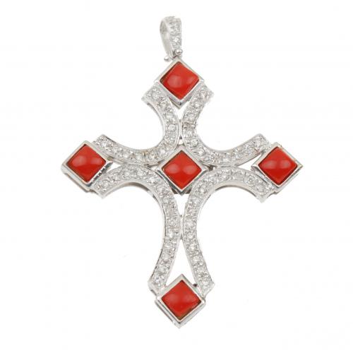 CRUZ COLGANTE CON DIAMANTES Y CORAL.