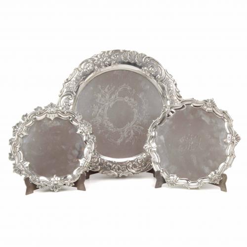 THREE PORTUGUESE SILVER SALVERS, LATE 19TH-EARLY 20TH CENTURY.