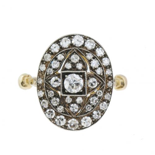 ART DECO STYLE RING.