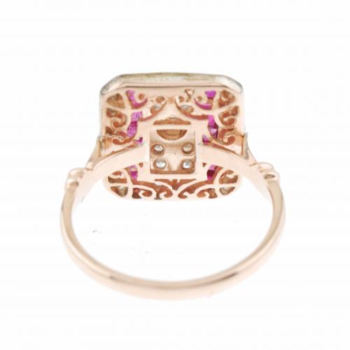 ART DECO STYLE RING.