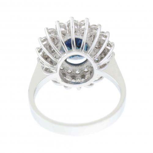 DIAMOND AND SAPPHIRE ROSETTE RING