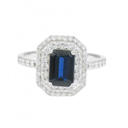 DIAMOND AND SAPPHIRE RING.