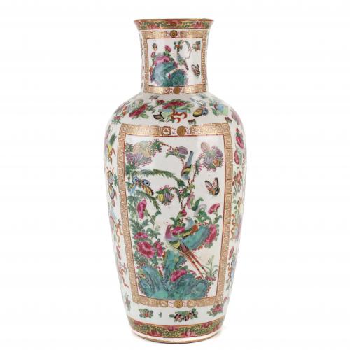 CHINESE VASE, C19th.