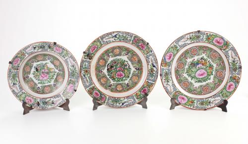 FOURTEEN ORIENTAL PLATES, C19th-C20th.