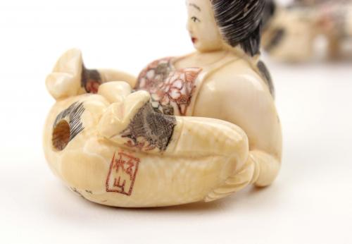 JAPANESE SMALL EROTIC MOVING FIGURES, C20th.