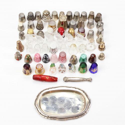 LOT OF SIXTY THREE THIMBLES AND NEEDLE CASES, SECOND HALF C20th.