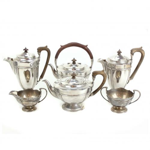 MAPPIN & WEBB. ENGLISH SILVER COFFEE AND TEA SET, EARLY C20th.