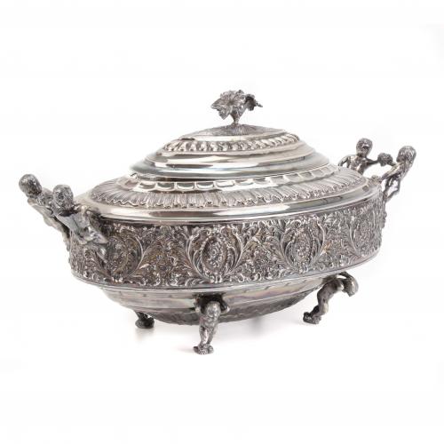 SPANISH SILVER CENTREPIECE, MID C20th.