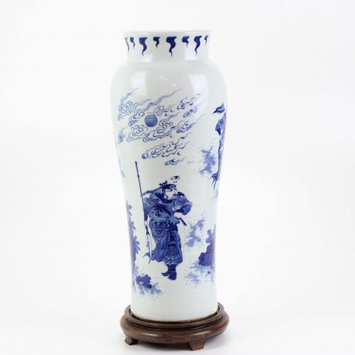 CHINESE QING DYNASTY VASE, C18th.