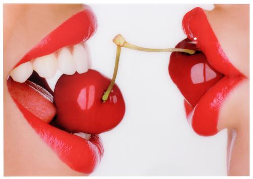 TONI RIERA (1950). "MOUTHS & CHERRIES" 2003.