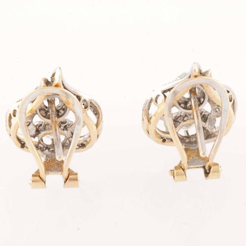 PENDIENTES EN ORO Y DIAMANTES.